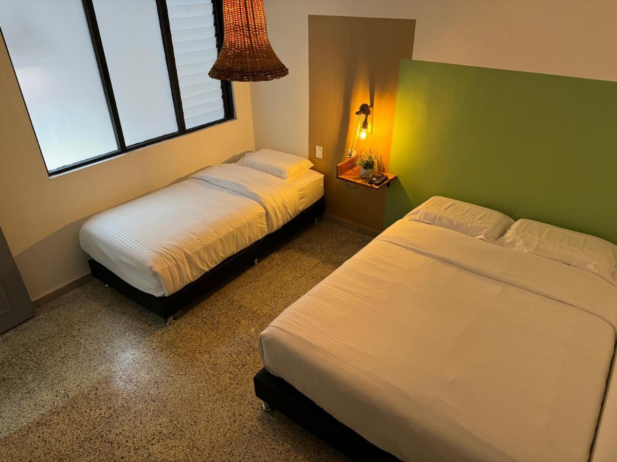 Hotel Rustik House Medellín Exterior foto